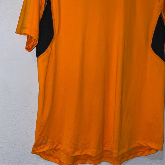 Nike Men’s Running Tee Size L - Picture 3 of 4